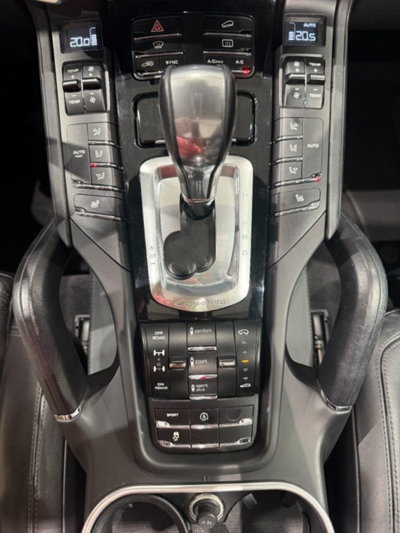 Porsche Cayenne 3.0 Diesel Platinum Edition (15)
