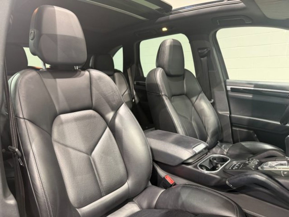 Porsche Cayenne 3.0 Diesel Platinum Edition (17)