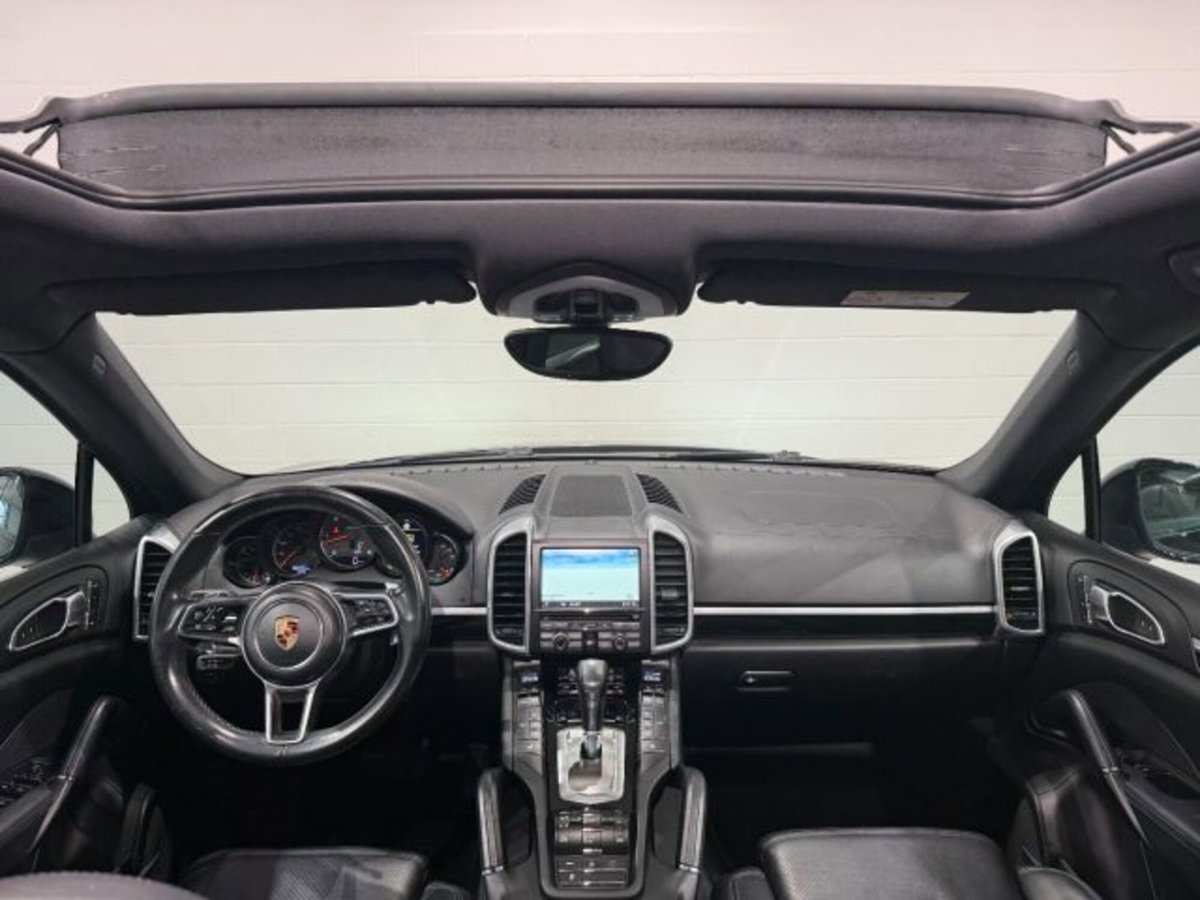 Porsche Cayenne 3.0 Diesel Platinum Edition (9)