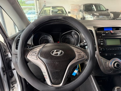 Hyundai ix20 1.4 90 CV Comfort (14)