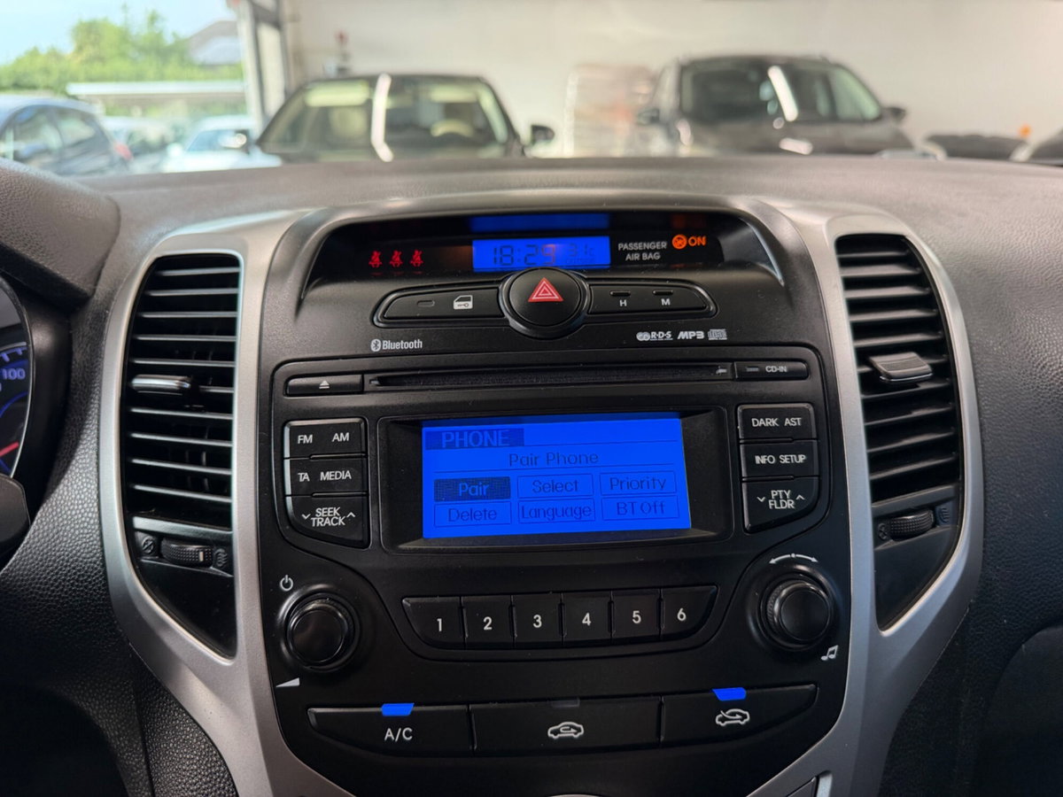 Hyundai ix20 1.4 90 CV Comfort (16)