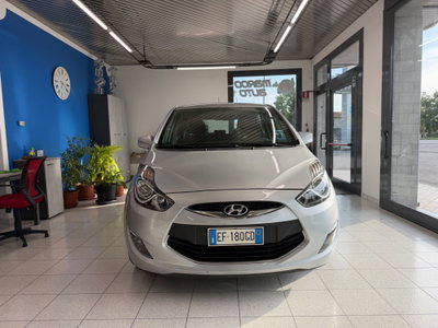Hyundai ix20 1.4 90 CV Comfort (2)