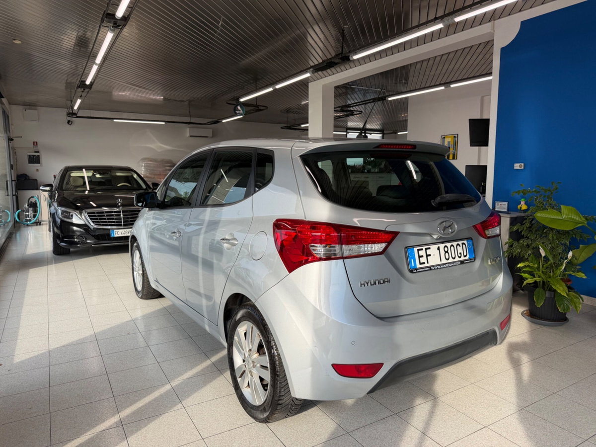 Hyundai ix20 1.4 90 CV Comfort (4)