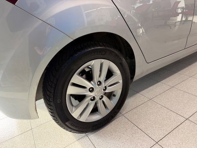 Hyundai ix20 1.4 90 CV Comfort (8)