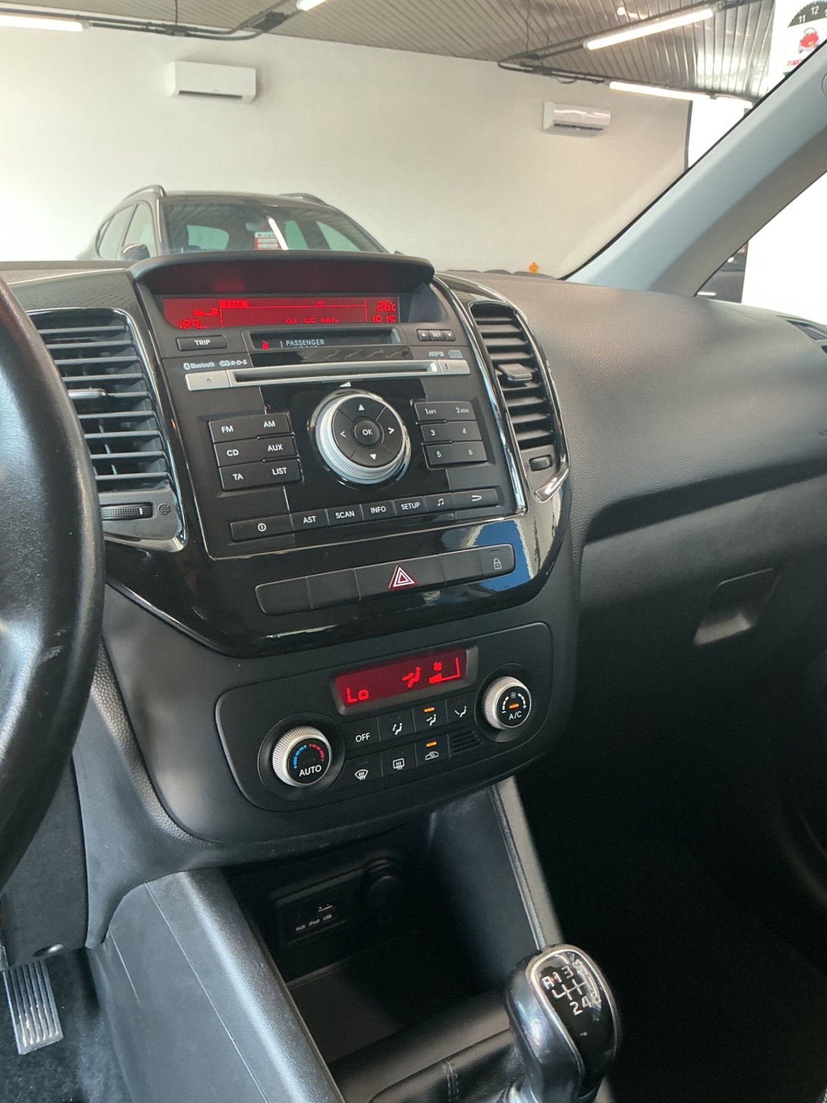 Kia Venga 1.4 CRDi 90CV Cool (10)
