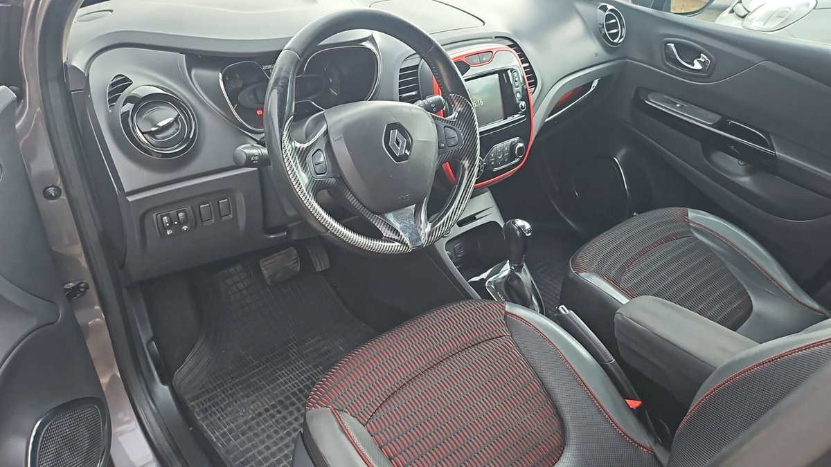 Renault Captur 1.5 dCi 8V 90 CV EDC Project Runway (11)