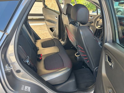 Renault Captur 1.5 dCi 8V 90 CV EDC Project Runway (14)