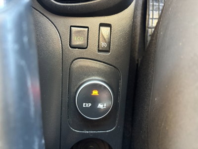Renault Captur 1.5 dCi 8V 90 CV EDC Project Runway (19)