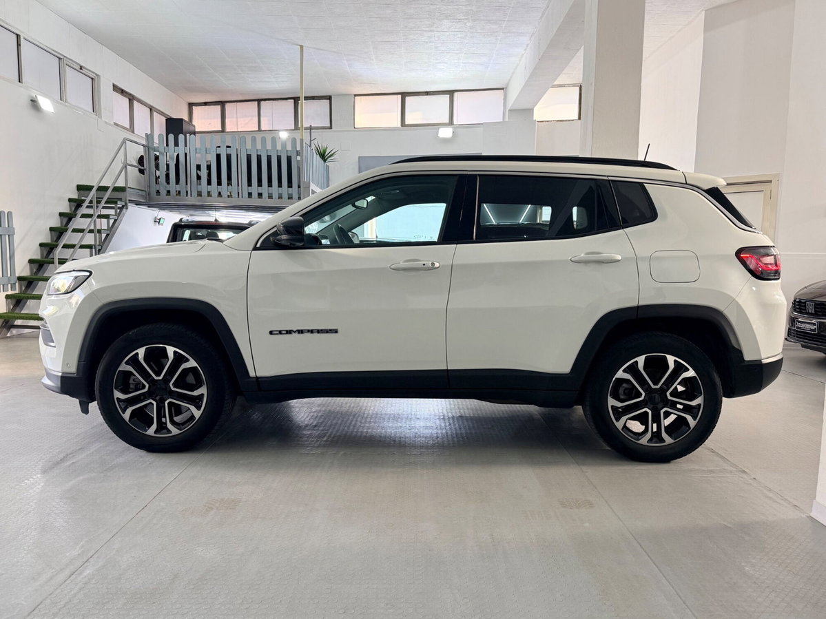 Jeep Compass 1.3 T4 190CV PHEV AT6 4xe Limited (8)