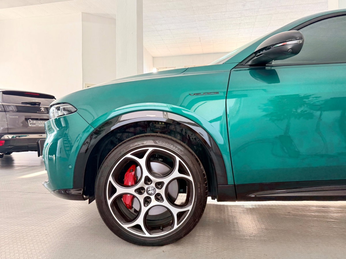 Alfa Romeo Tonale 1.3 phev Veloce Q4 280cv at6 (13)