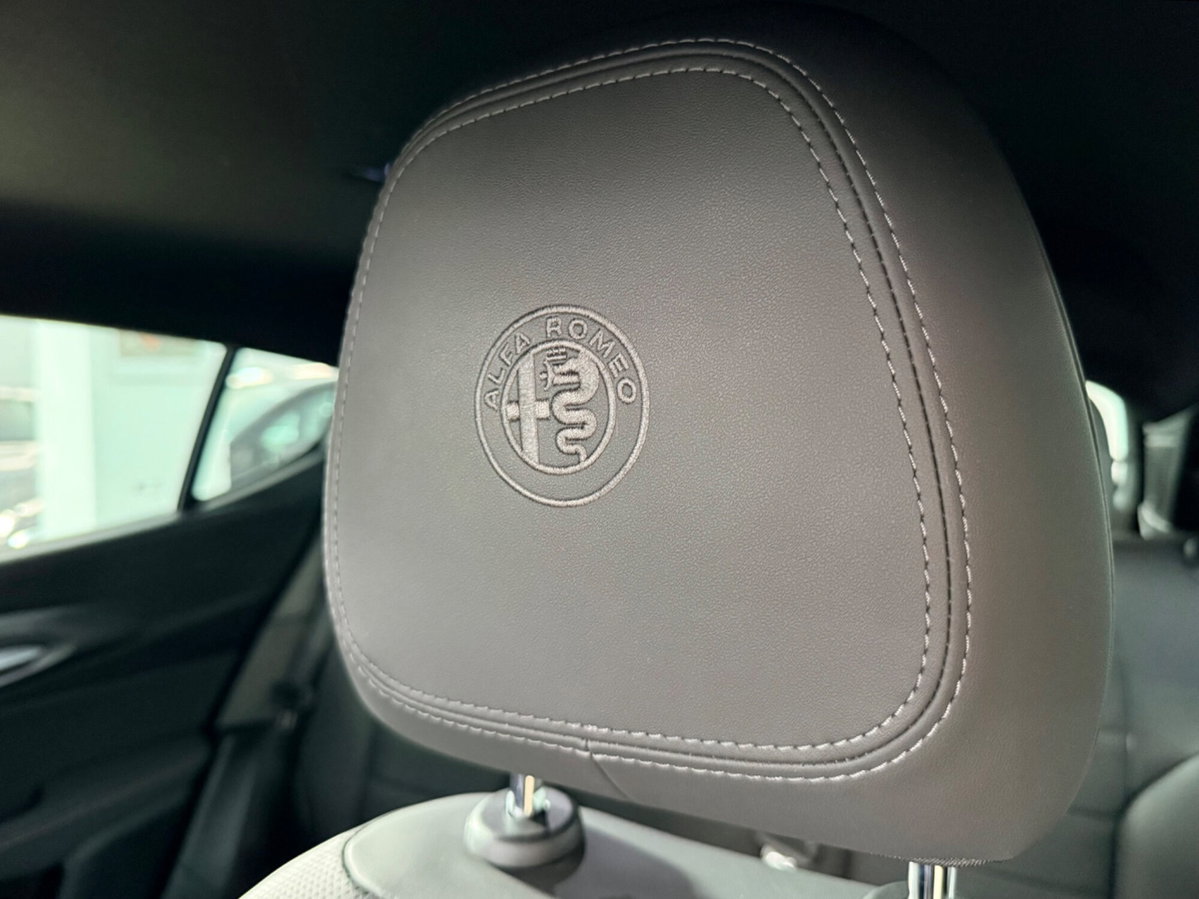 Alfa Romeo Tonale 1.3 phev Veloce Q4 280cv at6 (19)