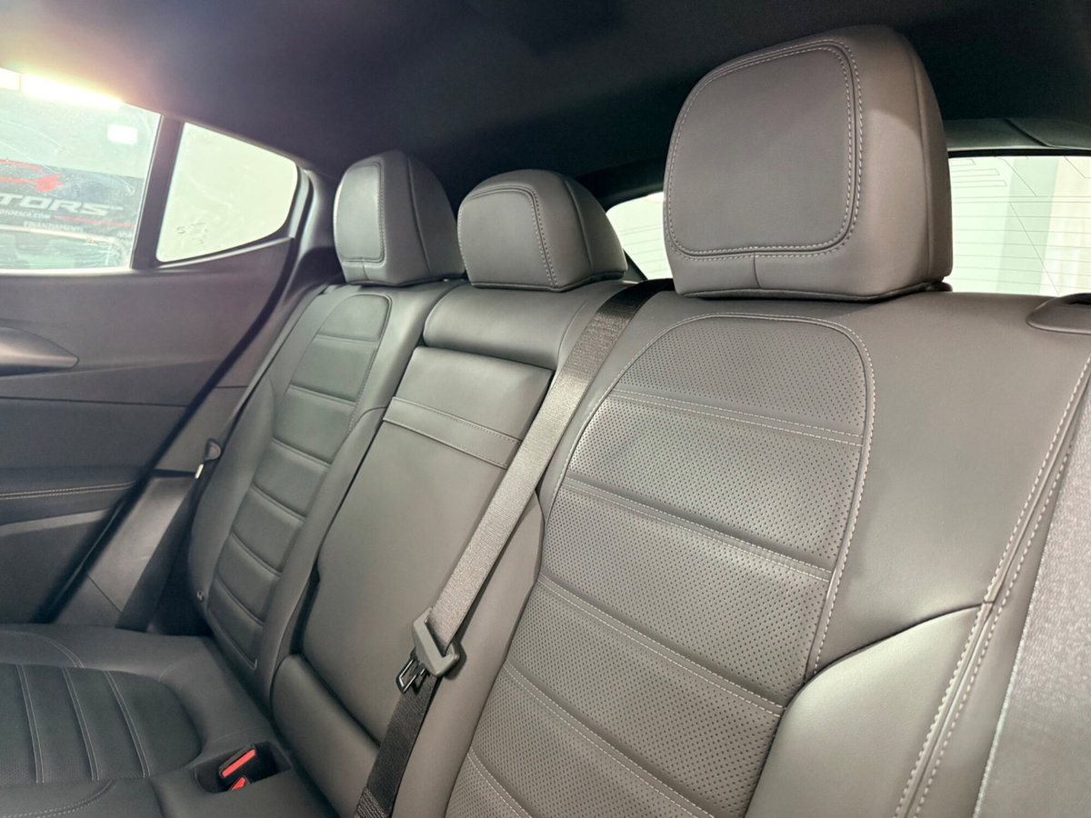 Alfa Romeo Tonale 1.3 phev Veloce Q4 280cv at6 (20)