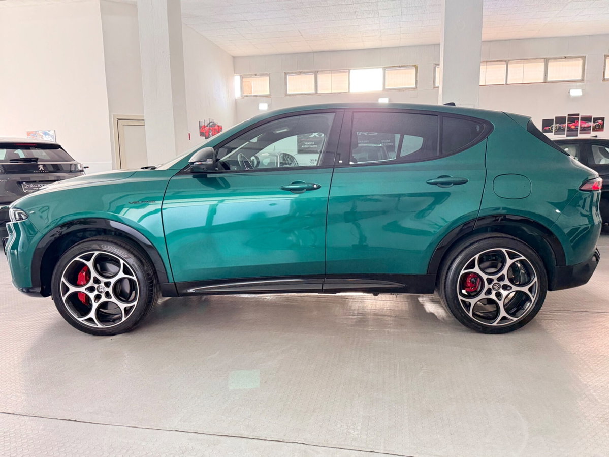 Alfa Romeo Tonale 1.3 phev Veloce Q4 280cv at6 (8)