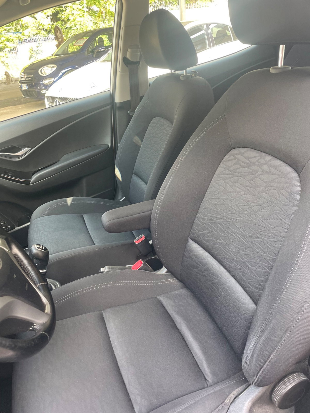 Hyundai ix20 1.4 CRDI 90 CV Style (11)