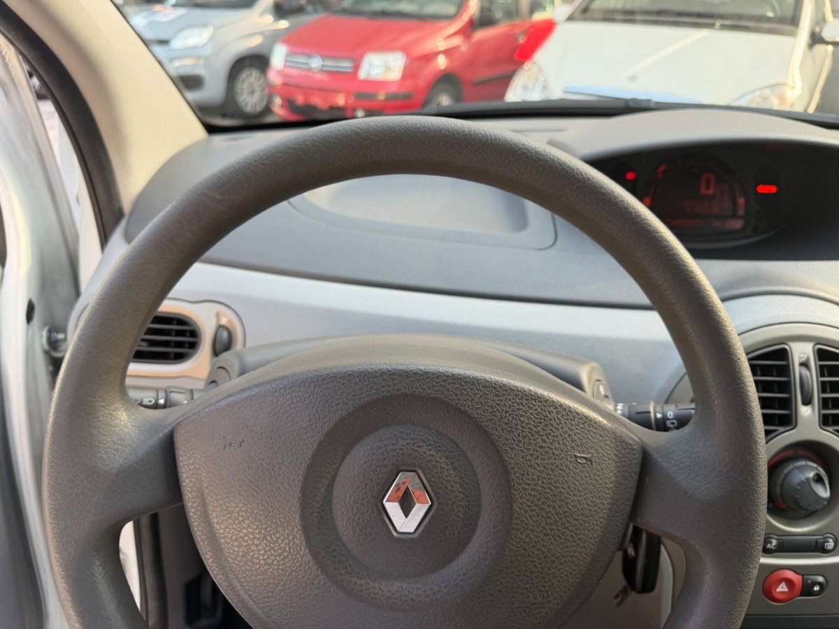 Renault Modus 1.2 16V Dynamique (14)