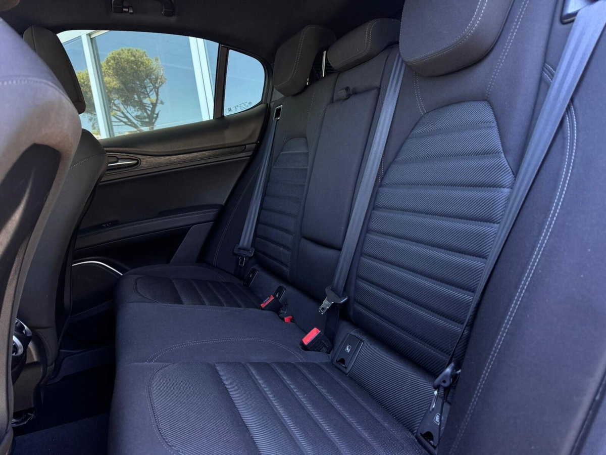 Alfa Romeo Stelvio Stelvio 2.2 Turbodiesel 190 CV AT8 Q4 Super Business (14)