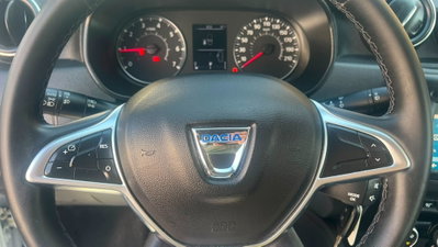 Dacia Duster 1.0 TCe 100 CV ECO-G 4x2 Comfort (17)