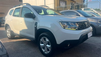 Dacia Duster 1.0 TCe 100 CV ECO-G 4x2 Comfort (3)
