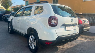 Dacia Duster 1.0 TCe 100 CV ECO-G 4x2 Comfort (7)
