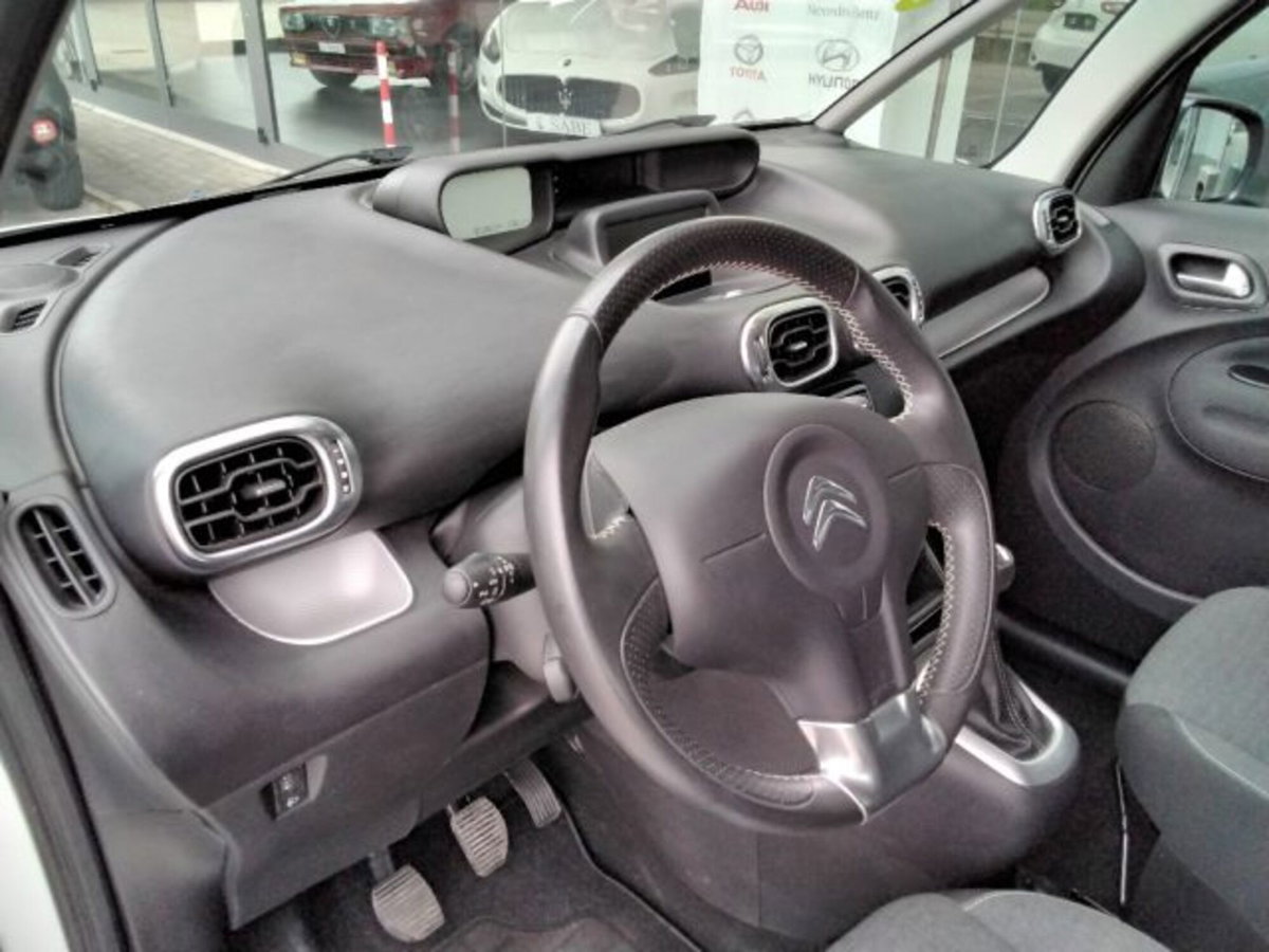 Citroen C3 Picasso PureTech 110 Exclusive (17)
