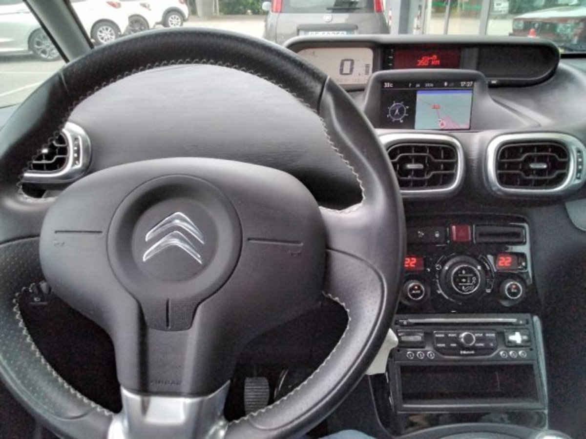 Citroen C3 Picasso PureTech 110 Exclusive (19)