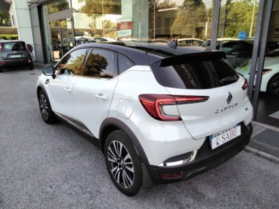 Renault Captur Plug-in Hybrid E-Tech 160 CV Initiale Paris (13)