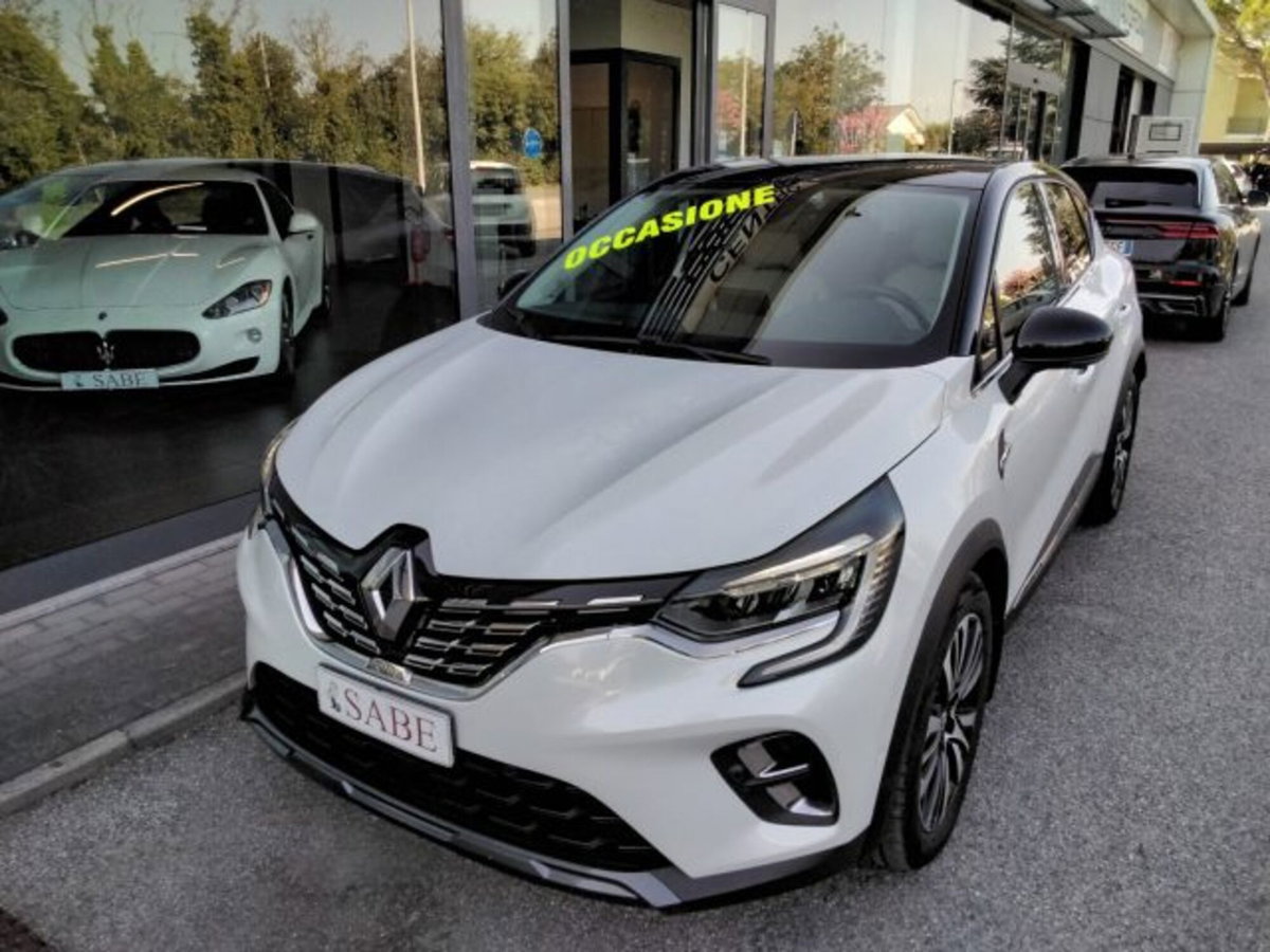 Renault Captur Plug-in Hybrid E-Tech 160 CV Initiale Paris (4)