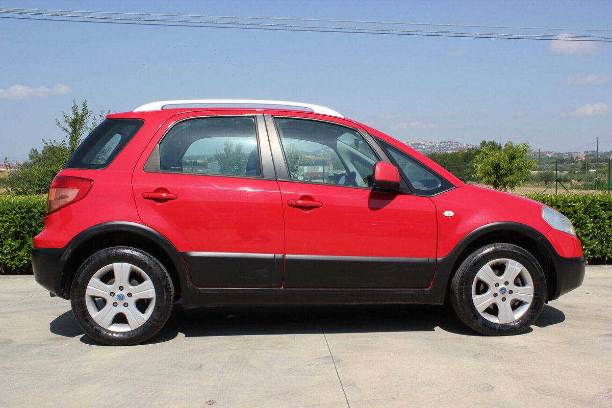 Fiat Sedici 1.9 MJT 4x4 Dynamic (3)