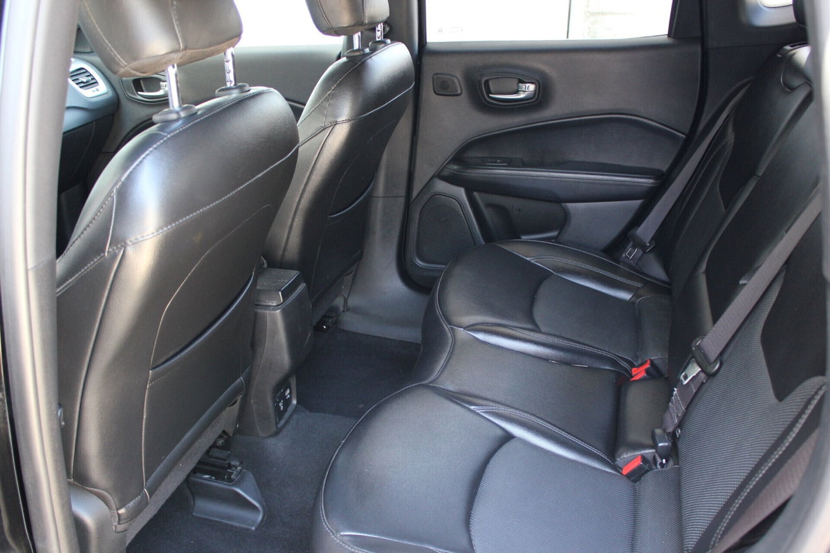Jeep Compass 1.6 Multijet II 2WD Limited (15)