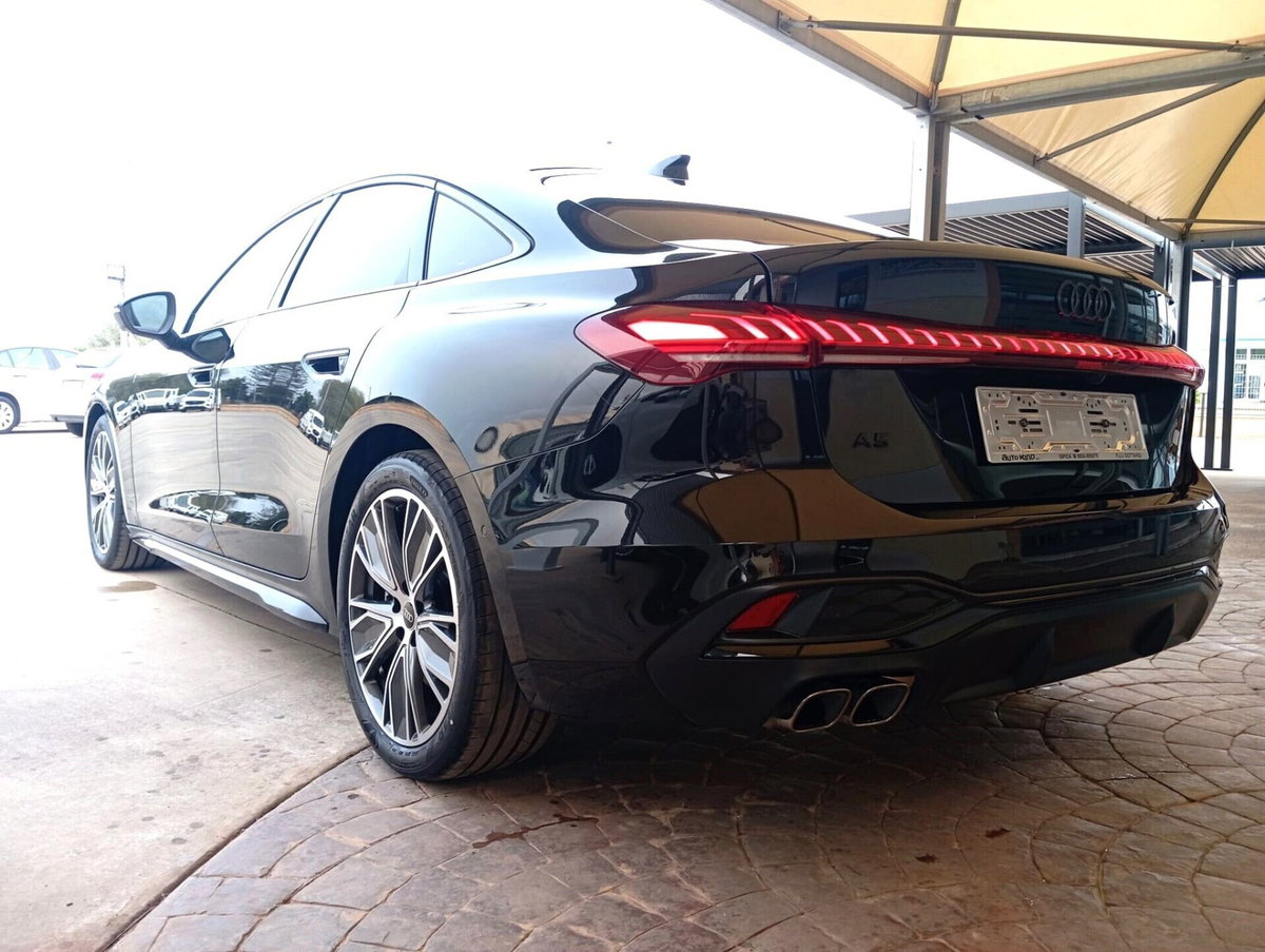 Audi A5 Sportback Sportback 40 2.0 tdi mhev S line edition quattro 204cv s-tronic (7)