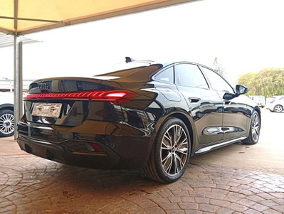 Audi A5 Sportback Sportback 40 2.0 tdi mhev S line edition quattro 204cv s-tronic (8)