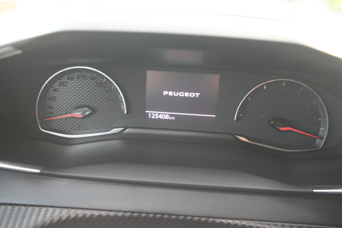Peugeot 208 BlueHDi 100 Stop&Start 5 porte Active Pack (10)