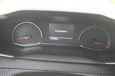 Peugeot 208 BlueHDi 100 Stop&Start 5 porte Active Pack (10)