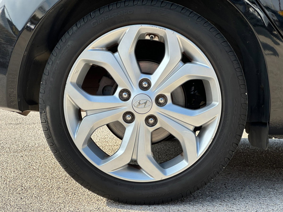 Hyundai ix20 1.6 125 CV Style (9)