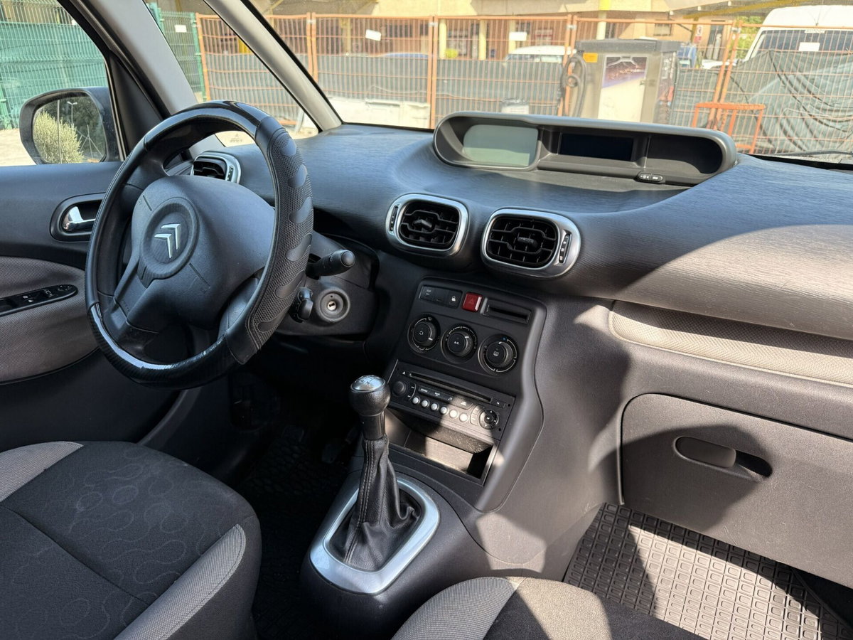 Citroen C3 Picasso 1.6 HDi 90 Seduction (7)