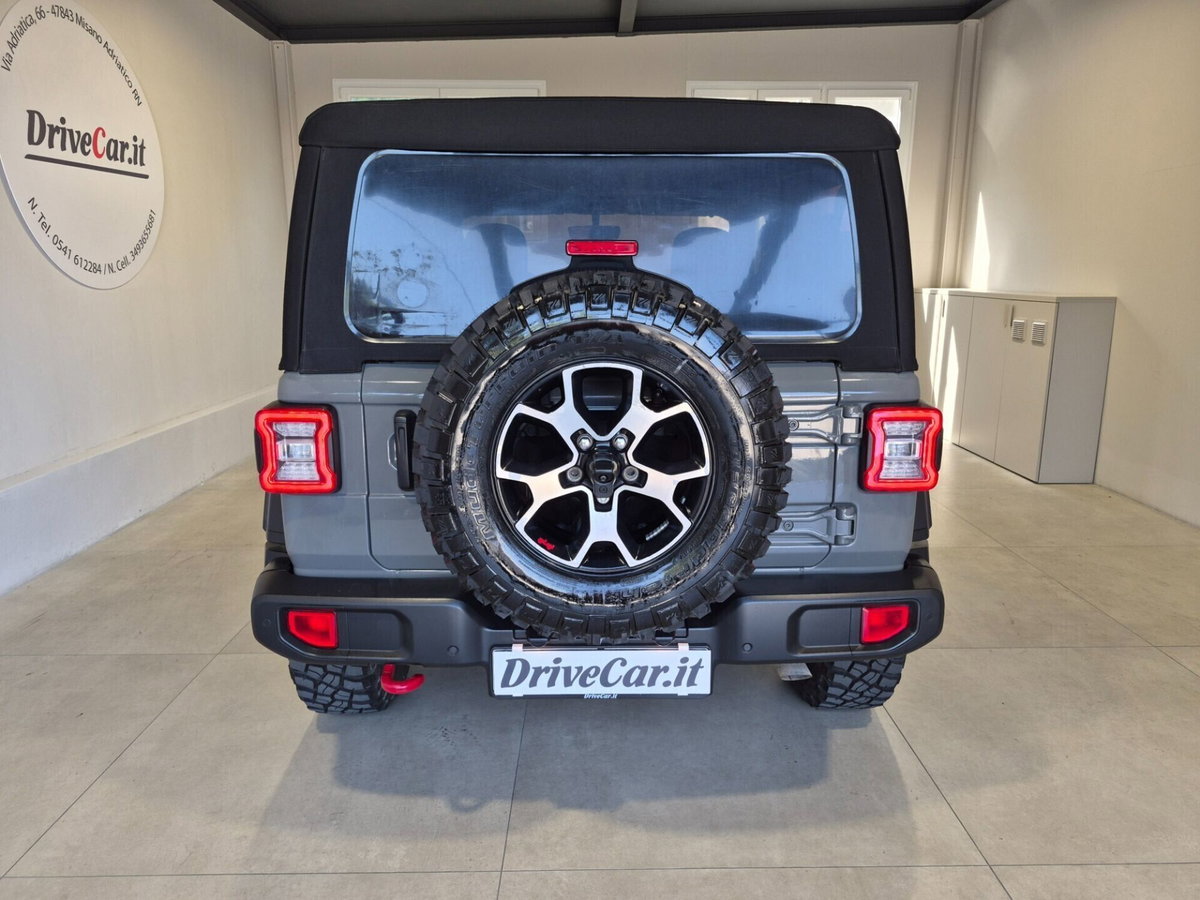 Jeep Wrangler 2.0 Turbo Rubicon (8)