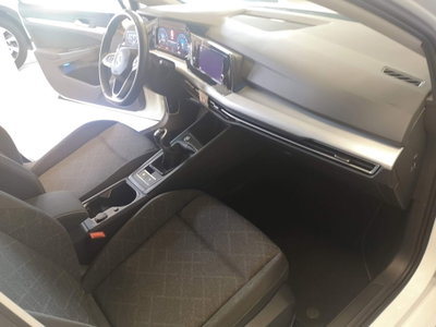 Volkswagen Golf 1.0 TSI EVO Life (15)