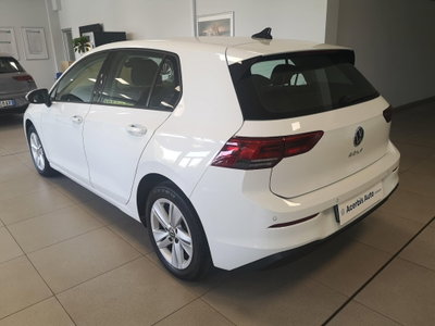 Volkswagen Golf 1.0 TSI EVO Life (2)