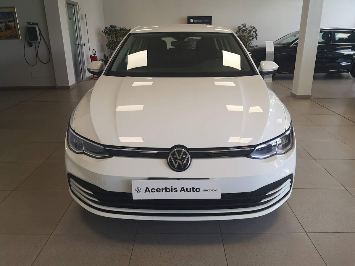 Volkswagen Golf 1.0 TSI EVO Life (4)
