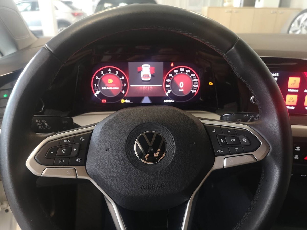 Volkswagen Golf 1.0 TSI EVO Life (9)