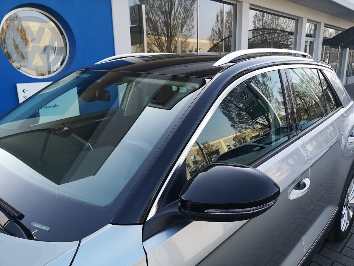 Volkswagen T-Roc 1.0 tsi Style 115cv (7)
