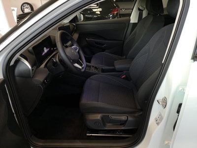 Volkswagen T-Roc 1.5 tsi Life dsg (11)