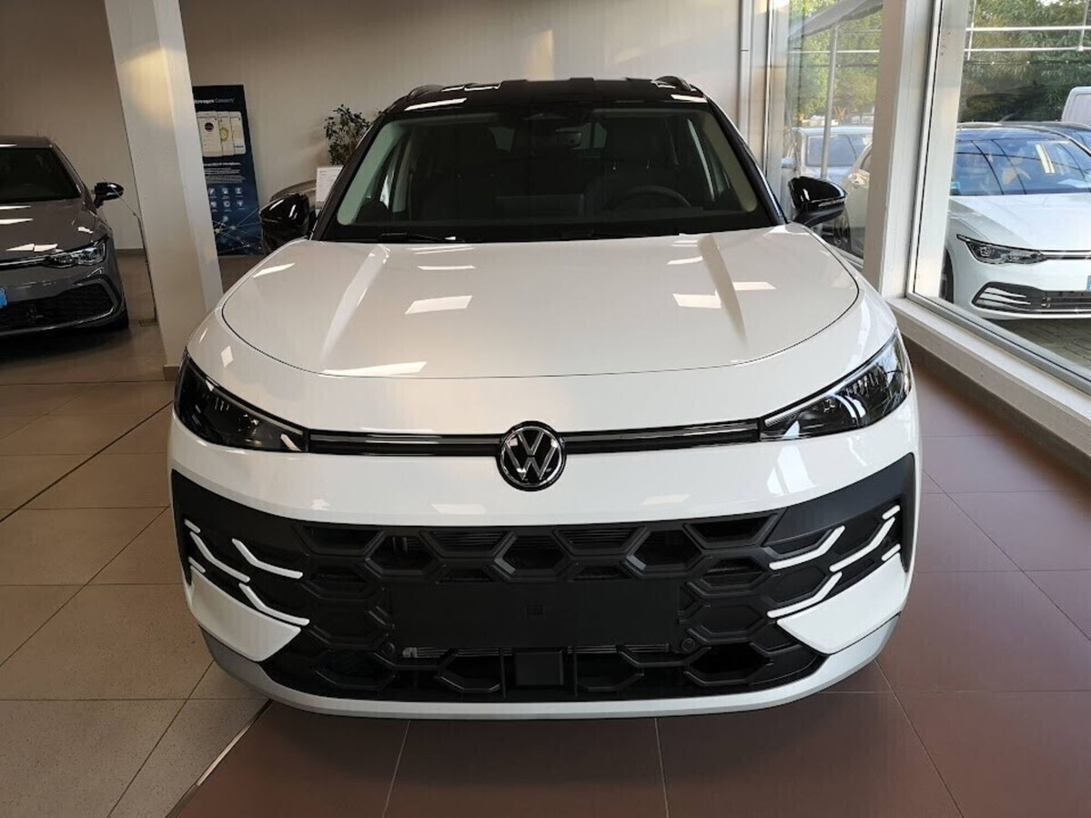 Volkswagen T-Roc 1.5 tsi Life dsg (2)