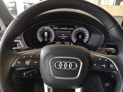 Audi A4 Avant 30 TDI/136 CV S tronic Business Advanced (15)