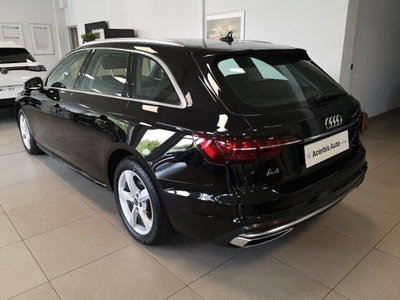 Audi A4 Avant 30 TDI/136 CV S tronic Business Advanced (2)