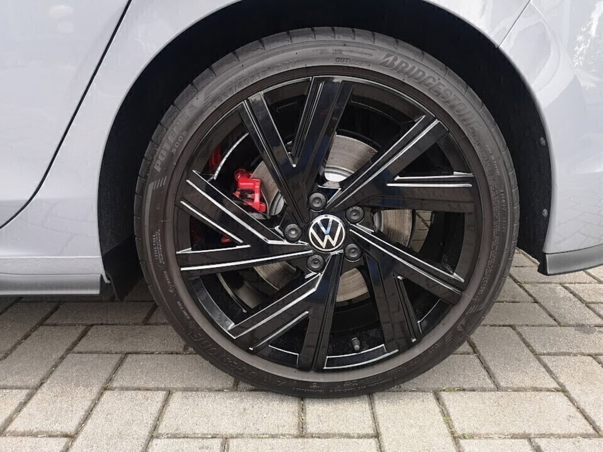 Volkswagen Golf 2.0 TSI GTI DSG (11)