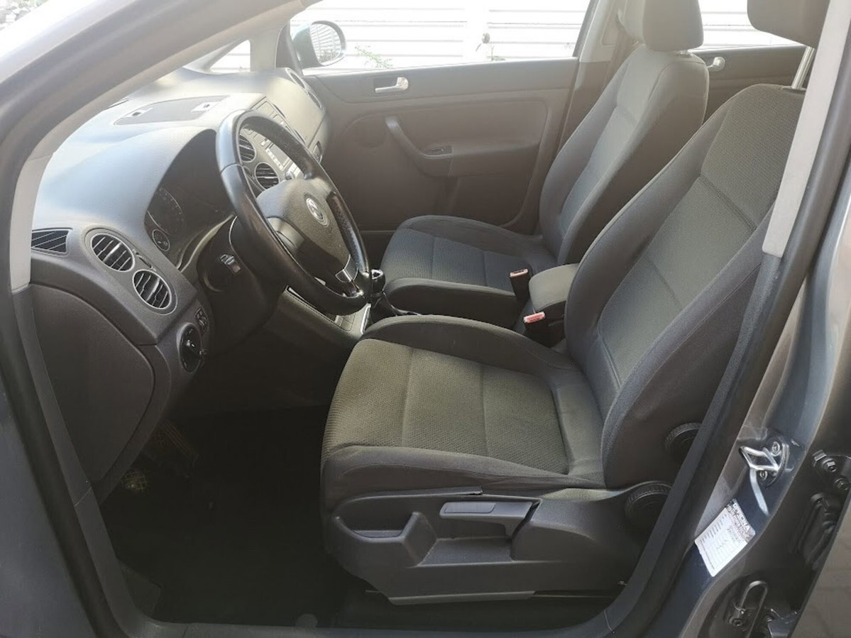 Volkswagen Golf Plus 1.9 TDI DPF Comfort. BlueMot. (9)