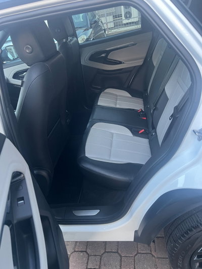 Land Rover Range Rover Evoque 2.0D I4-L.Flw 150 CV R-Dynamic S (14)
