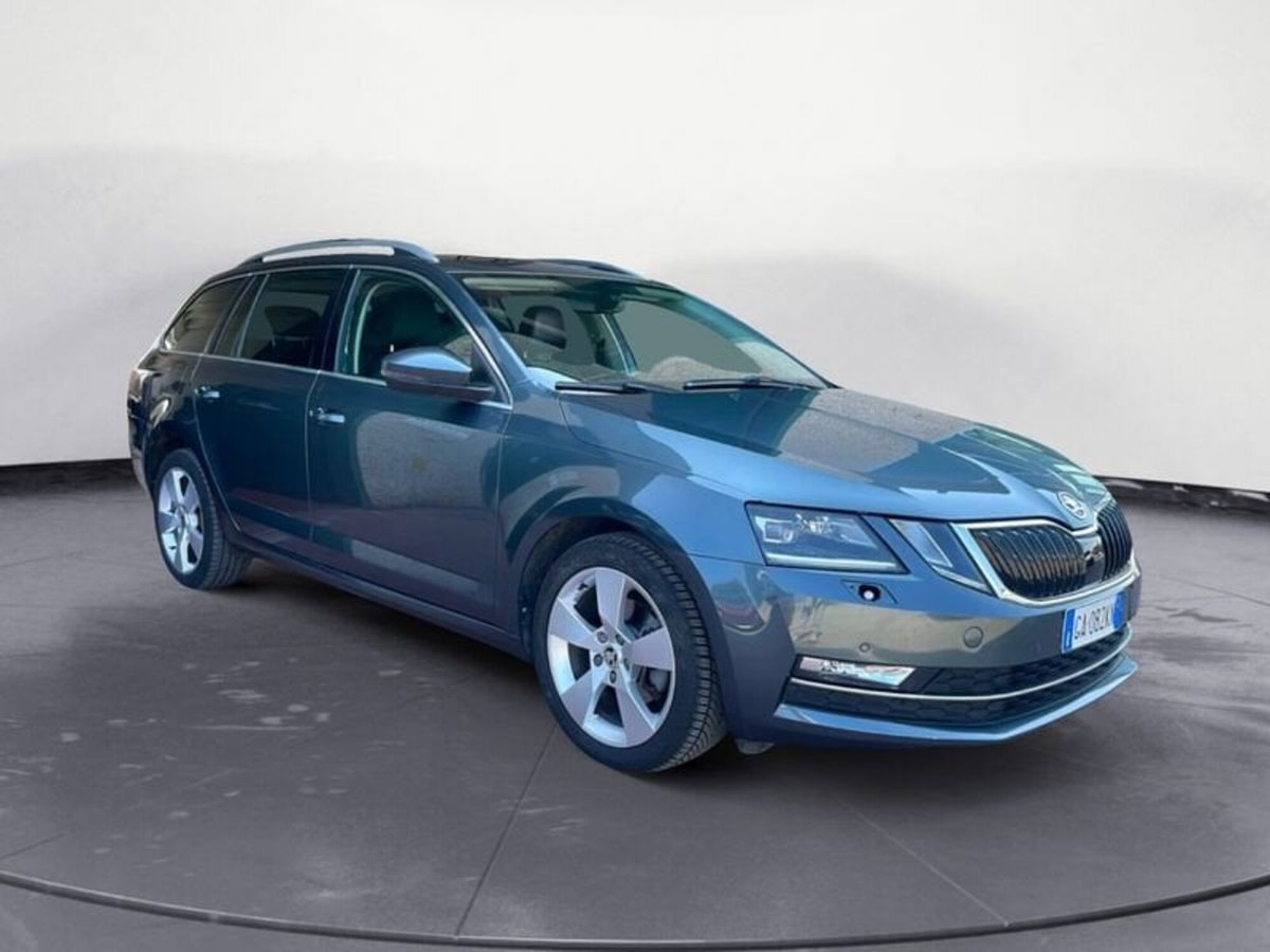 Skoda Octavia 1.5 G-TEC DSG Style (3)