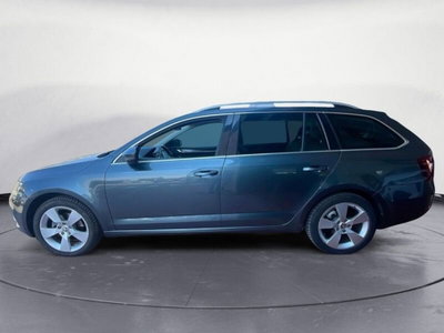 Skoda Octavia 1.5 G-TEC DSG Style (4)